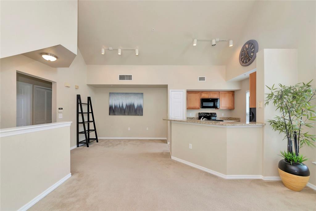 5560 ROSEHILL ROAD UNIT 201