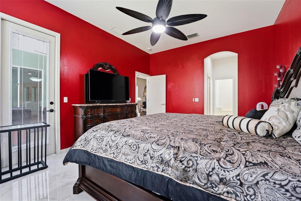 132 TALL TREES COURT
