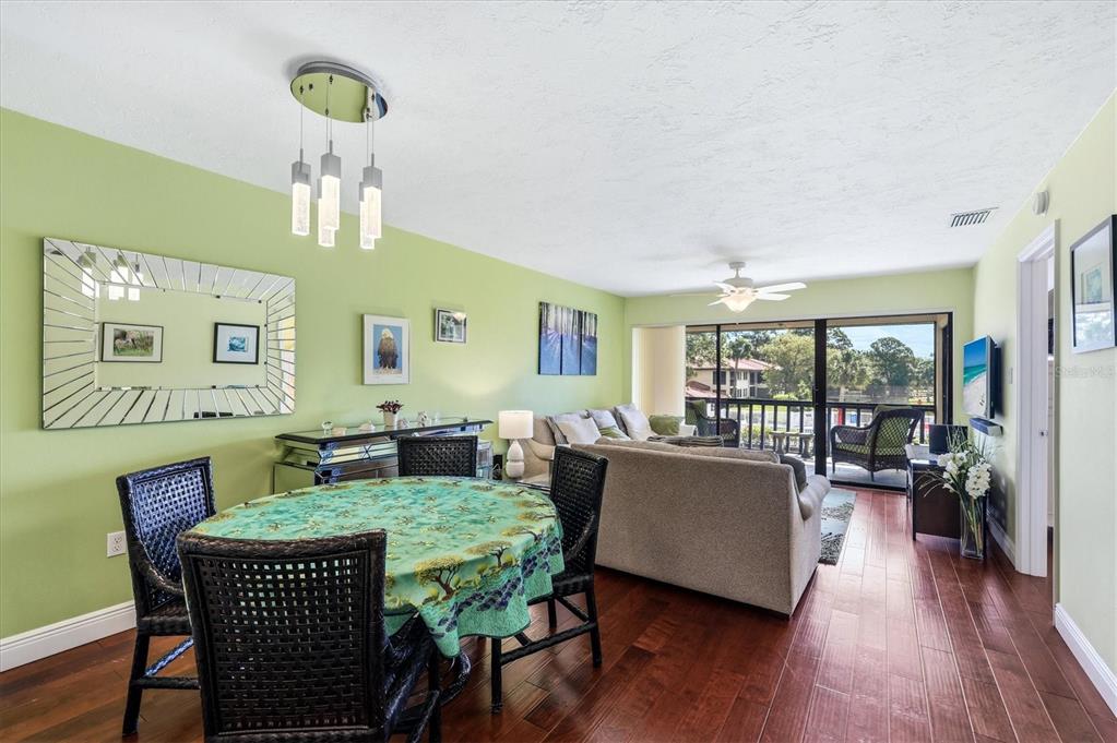 5186 LAKE VILLAGE DRIVE UNIT 9