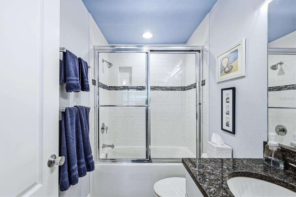 5186 LAKE VILLAGE DRIVE UNIT 9
