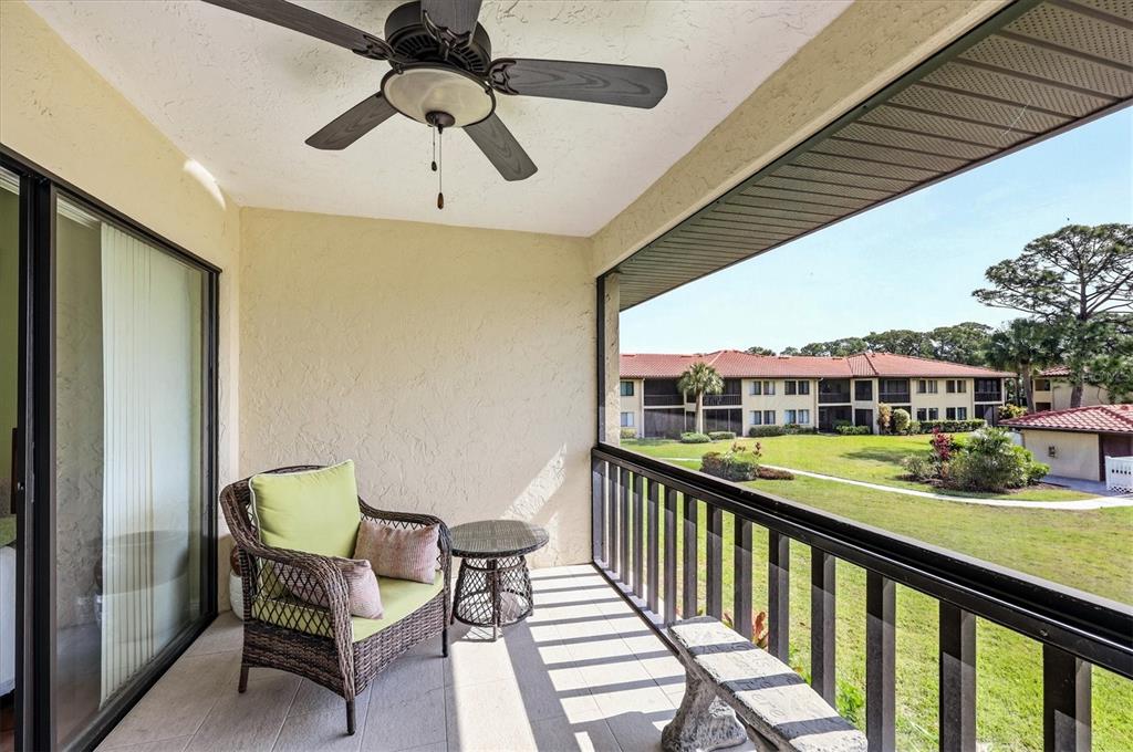 5186 LAKE VILLAGE DRIVE UNIT 9