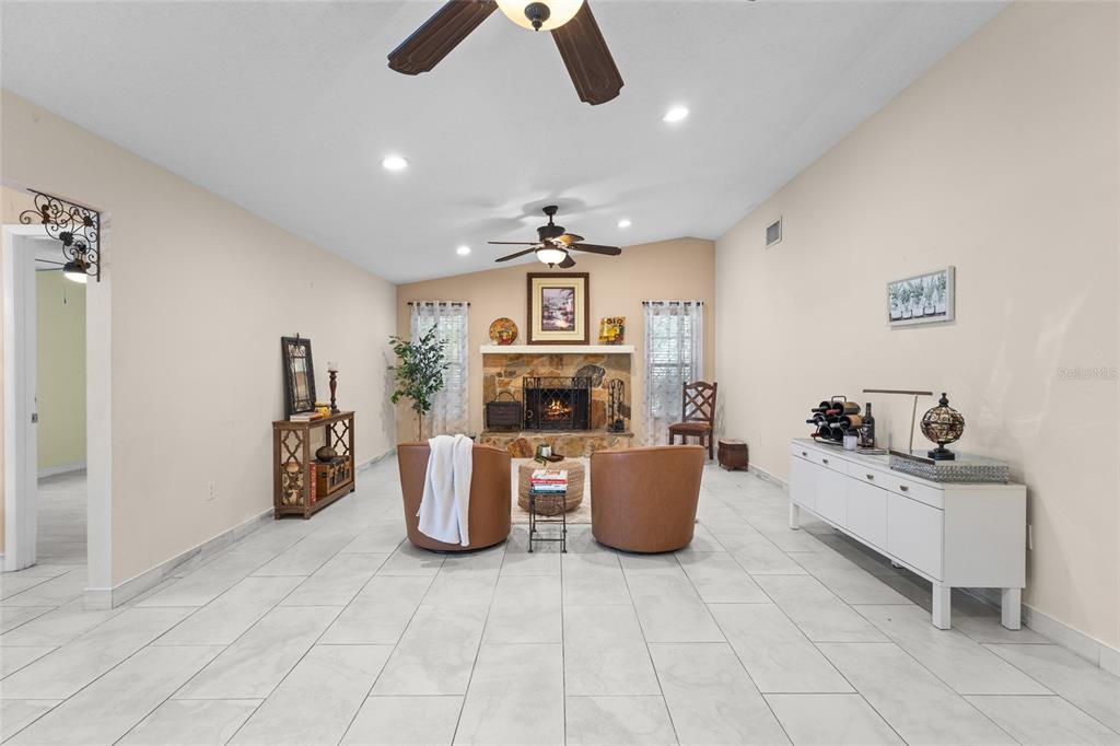 6609 MAUNA LOA BOULEVARD