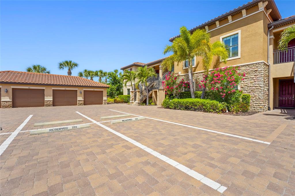 5420 CICERNONE STREET UNIT 203