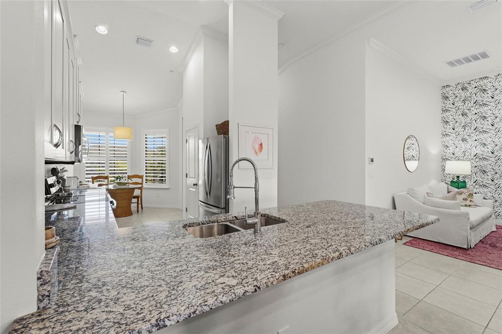 5420 CICERNONE STREET UNIT 203