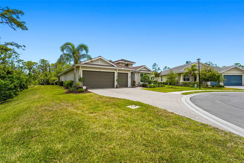 617 MISTIFLOWER CIRCLE