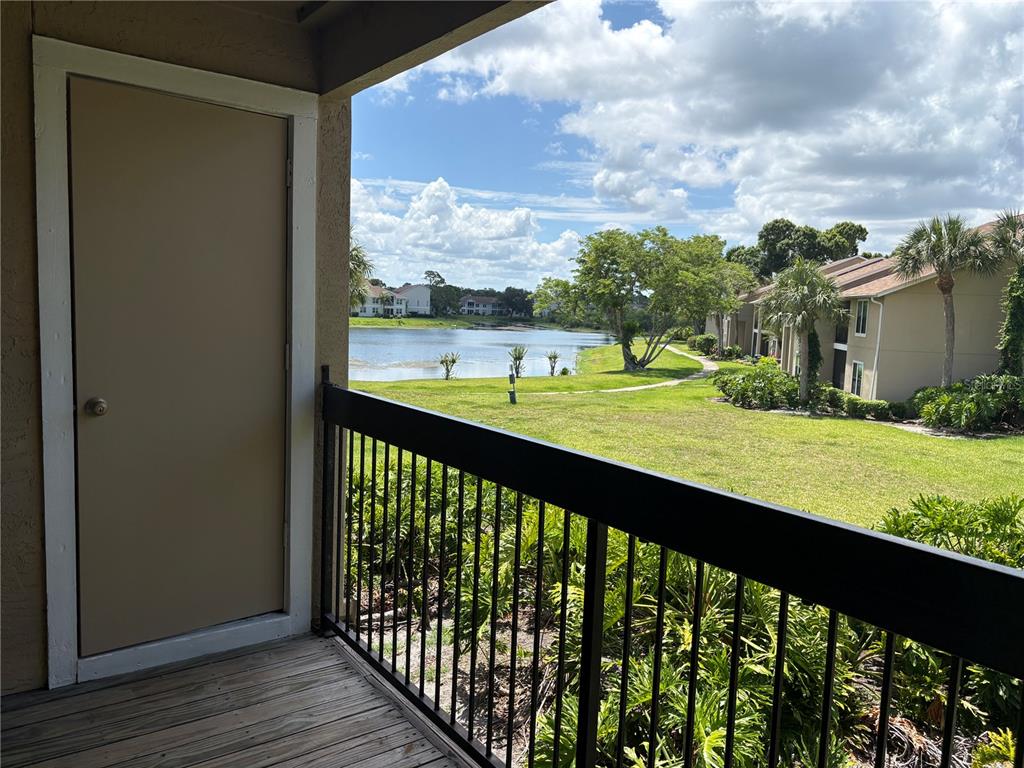 4033 CROCKERS LAKE BOULEVARD U