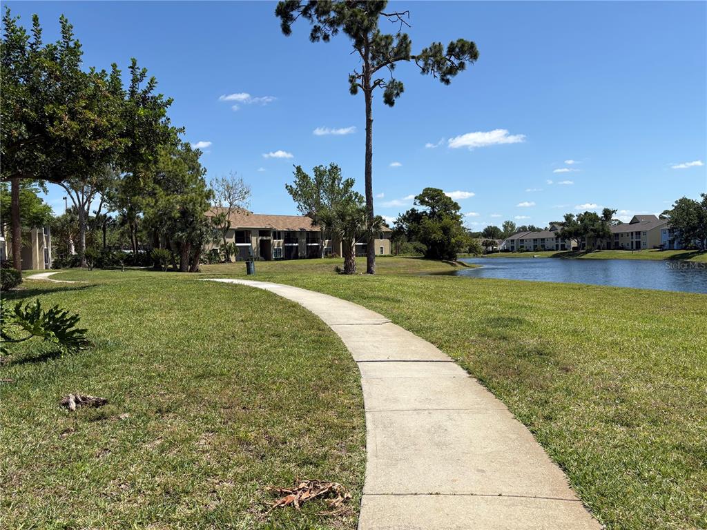 4033 CROCKERS LAKE BOULEVARD U