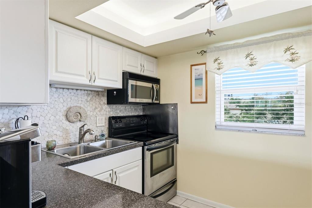 1215 S PORTOFINO DRIVE UNIT 40