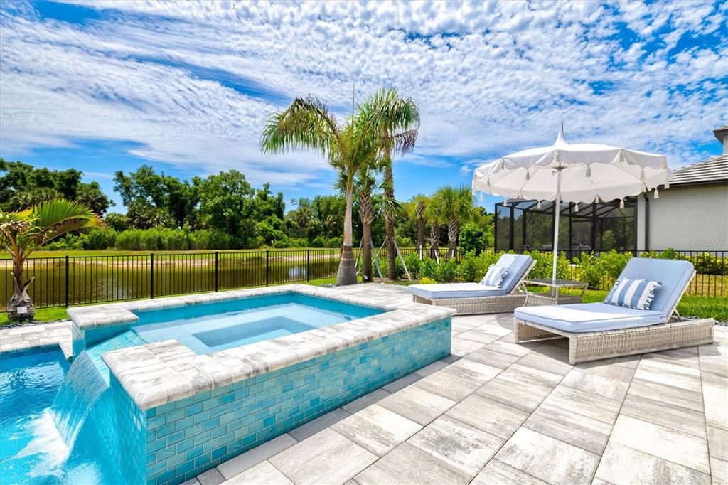 1154 KINGS WAY DRIVE
