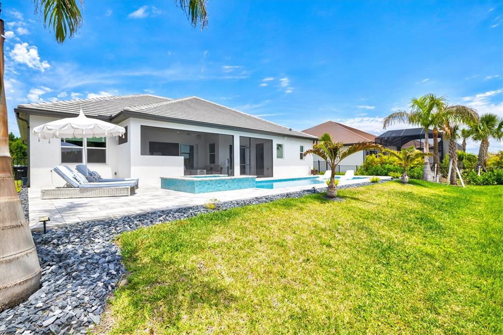 1154 KINGS WAY DRIVE
