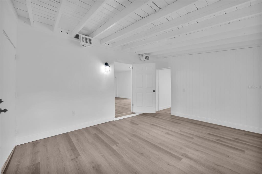 1110 BUSAC AVENUE gallery image #20