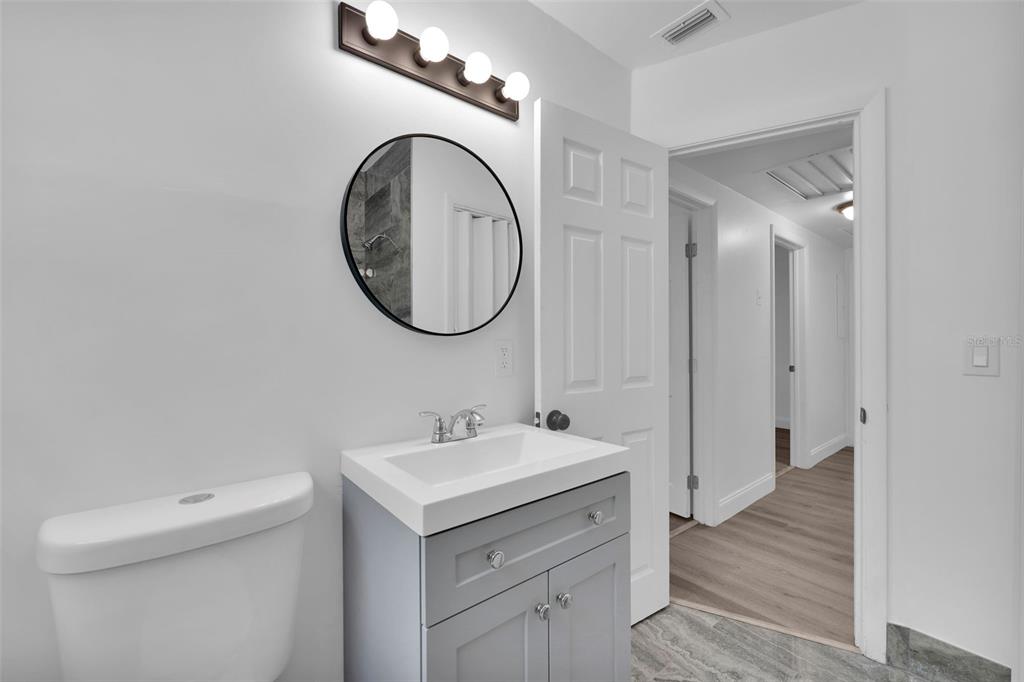 1110 BUSAC AVENUE gallery image #24