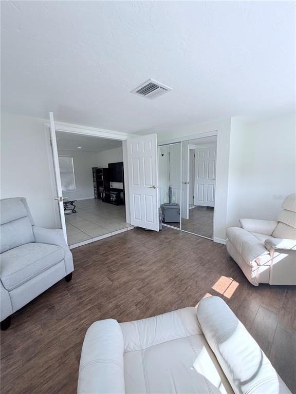 3219 CAMBRIDGE DRIVE