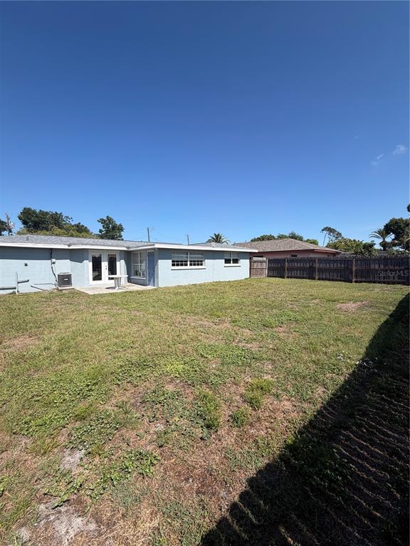 3219 CAMBRIDGE DRIVE