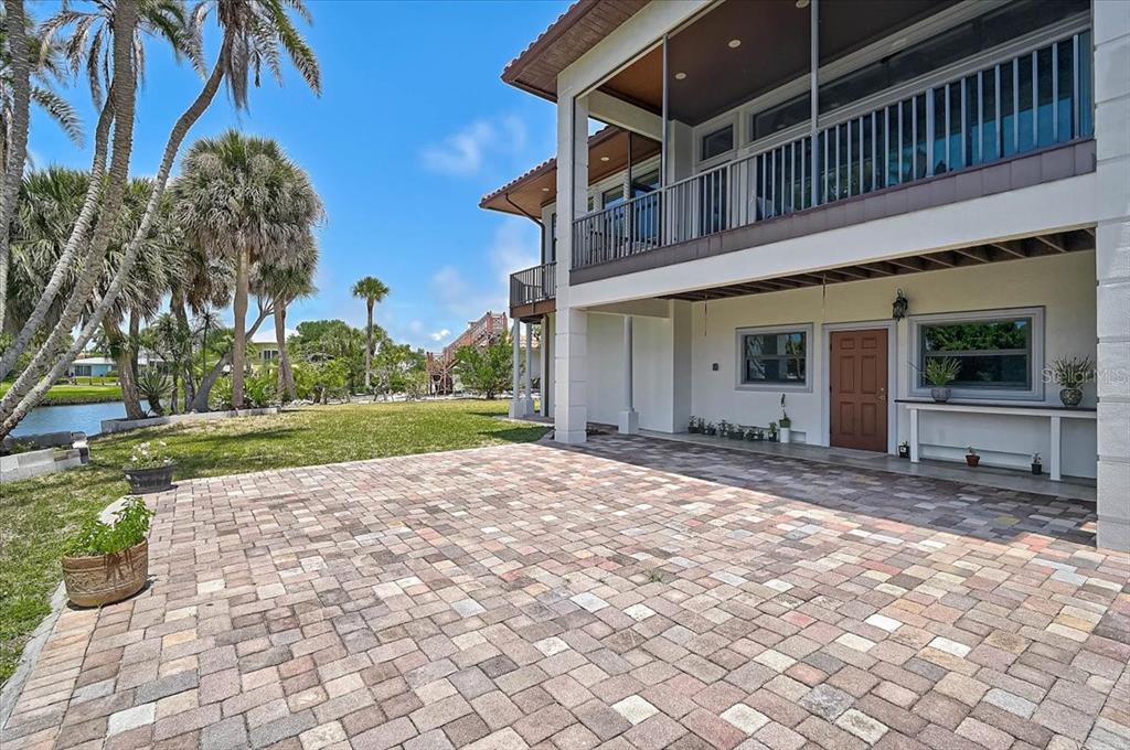 135 TINA ISLAND DRIVE