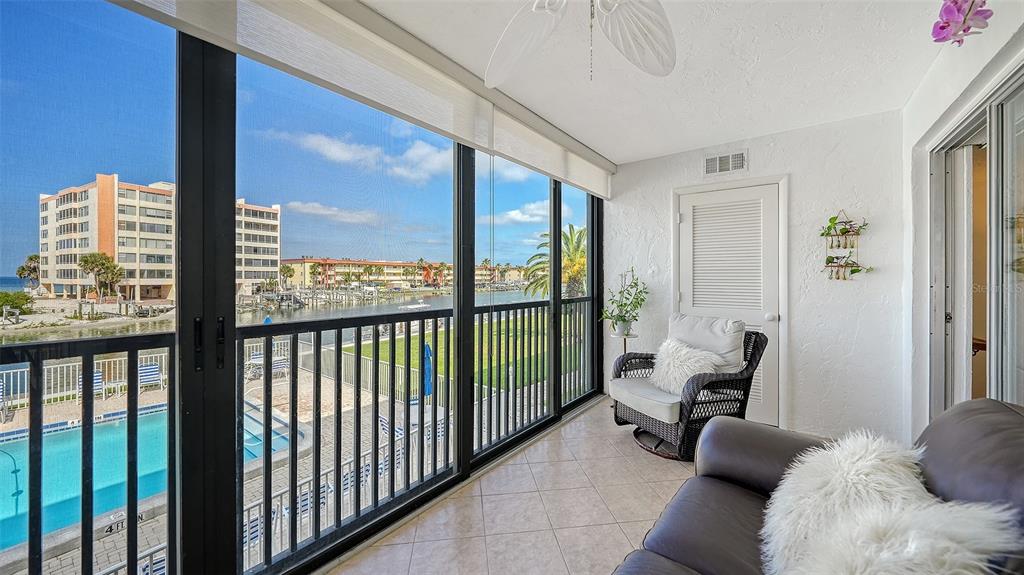9200 MIDNIGHT PASS ROAD UNIT 2