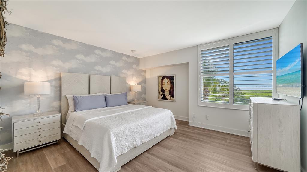 1930 HARBOURSIDE DRIVE UNIT 12