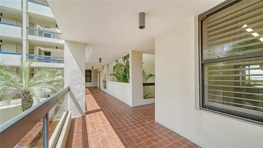 1930 HARBOURSIDE DRIVE UNIT 12