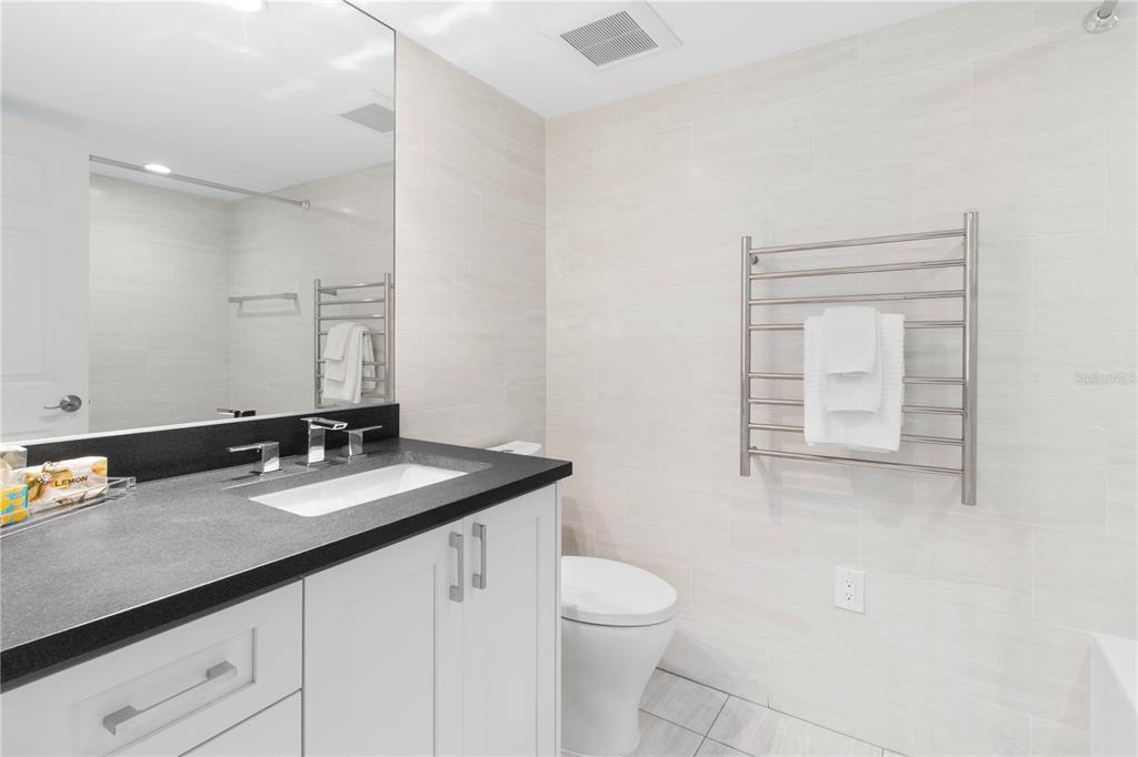 9320 CLUBSIDE CIRCLE UNIT 2201