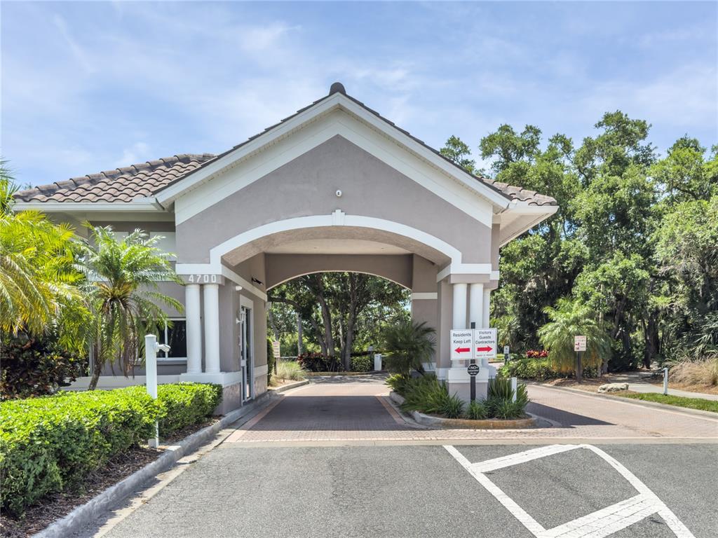 9320 CLUBSIDE CIRCLE UNIT 2201