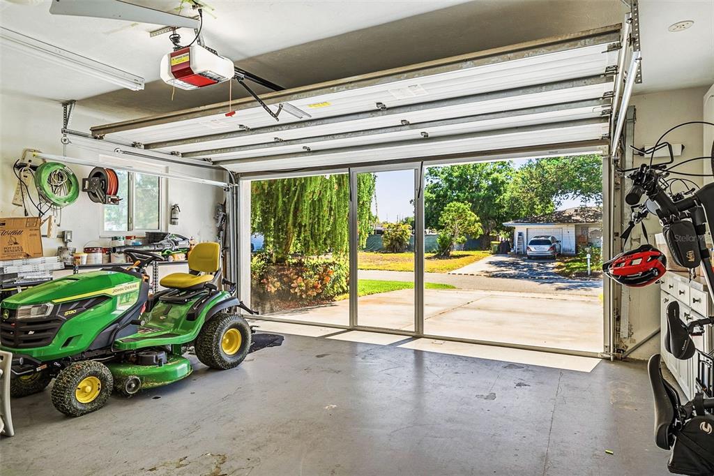 2747 JEFFERSON CIRCLE