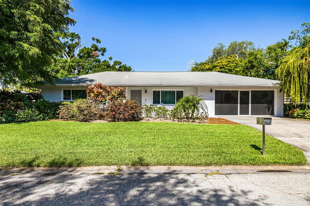 2747 JEFFERSON CIRCLE