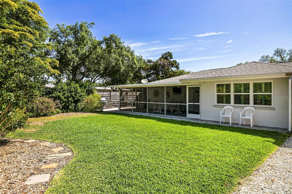 2747 JEFFERSON CIRCLE