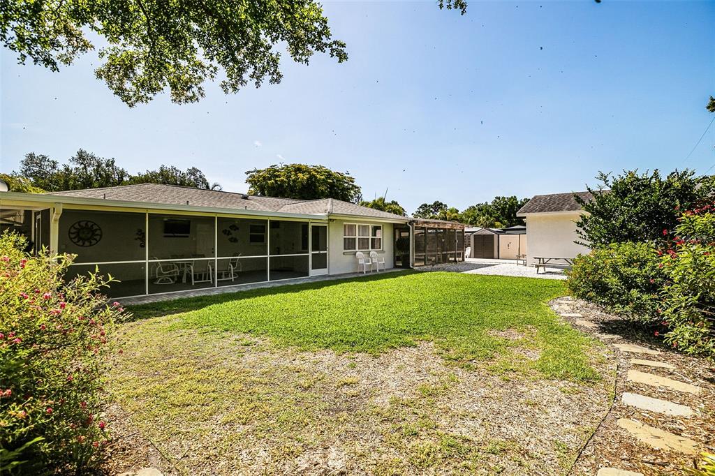 2747 JEFFERSON CIRCLE