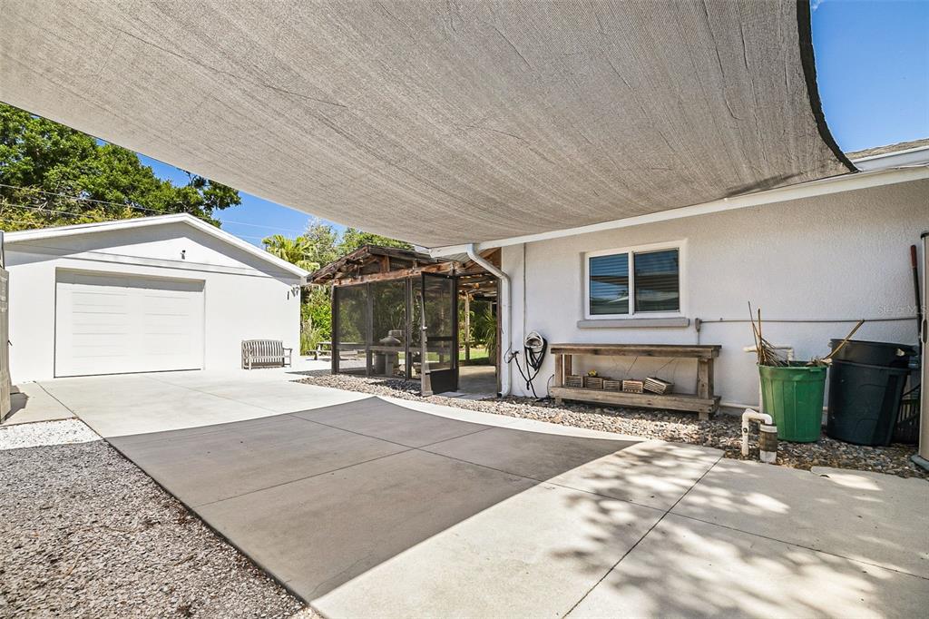 2747 JEFFERSON CIRCLE