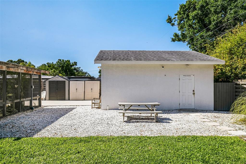 2747 JEFFERSON CIRCLE