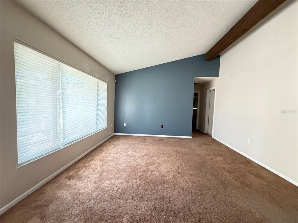4892 GREENCROFT ROAD