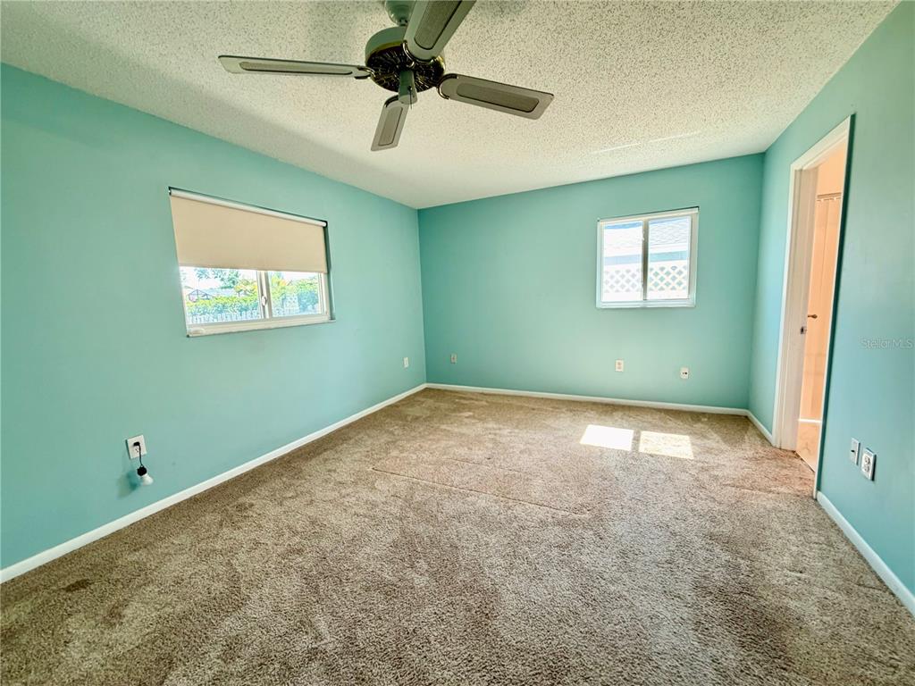 4892 GREENCROFT ROAD