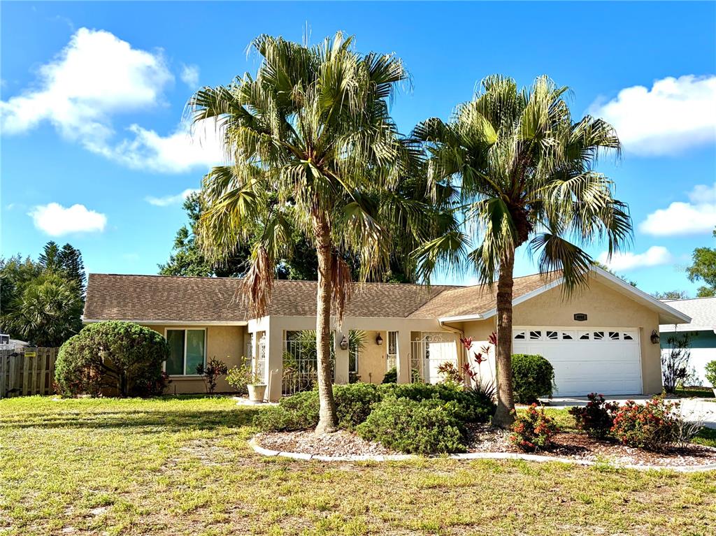4892 GREENCROFT ROAD