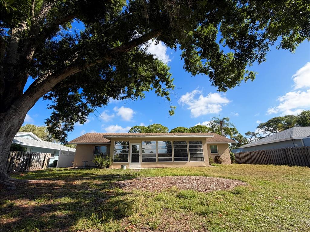 4892 GREENCROFT ROAD