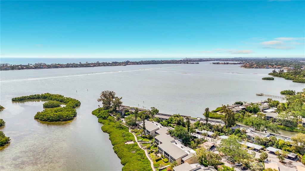 1515 PELICAN POINT DRIVE UNIT 
