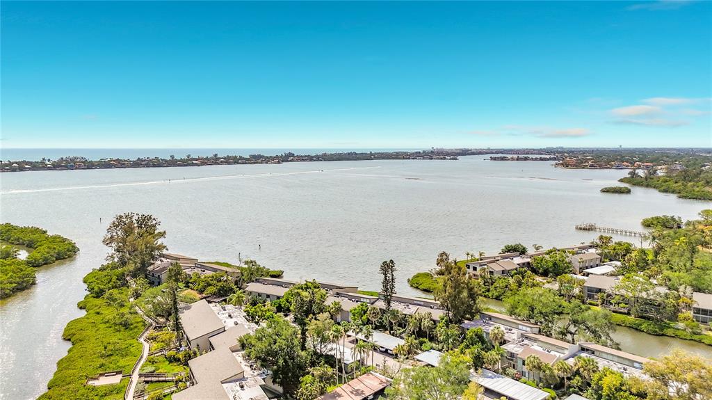 1515 PELICAN POINT DRIVE UNIT 