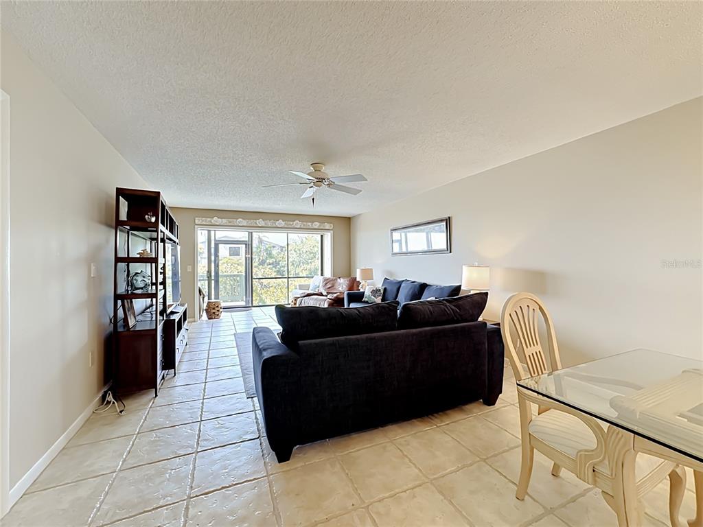 1515 PELICAN POINT DRIVE UNIT 
