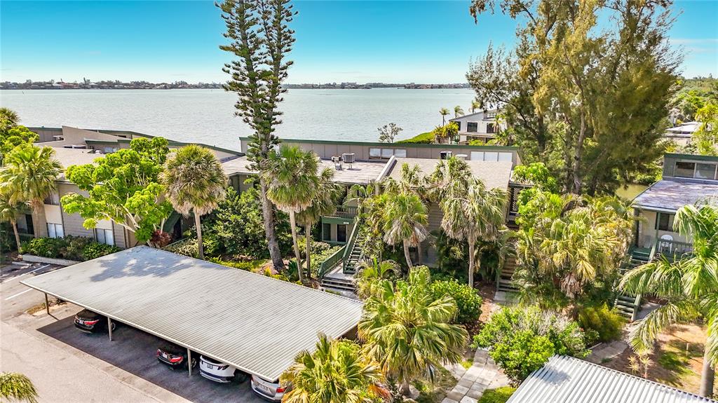 1515 PELICAN POINT DRIVE UNIT 