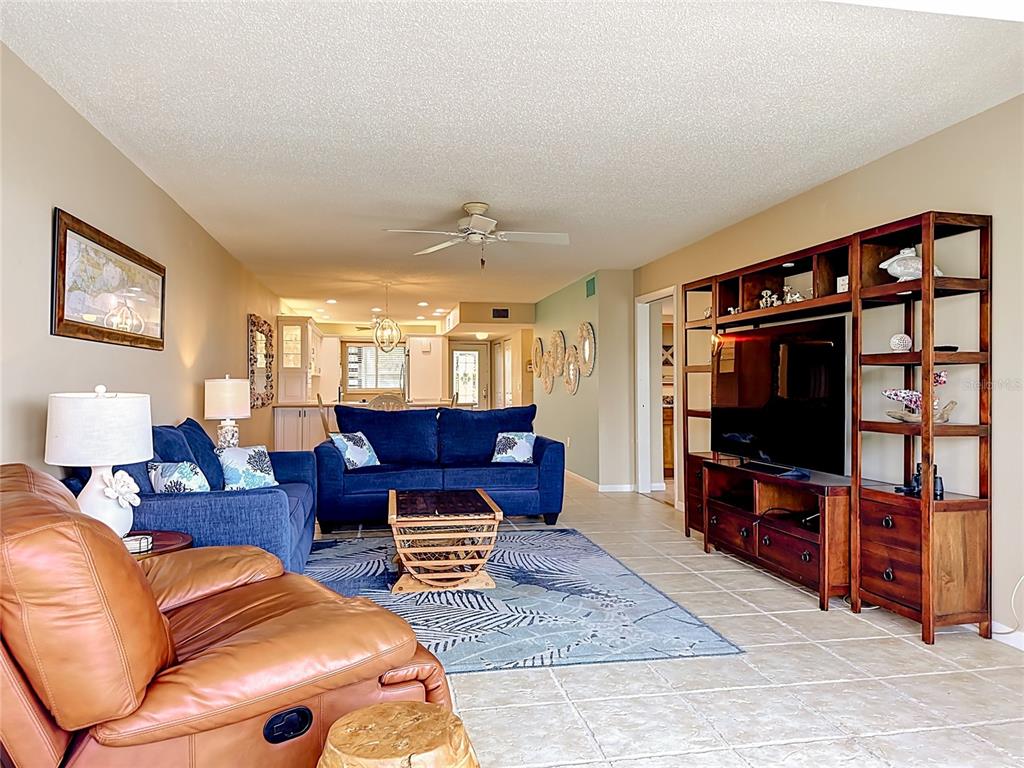 1515 PELICAN POINT DRIVE UNIT 