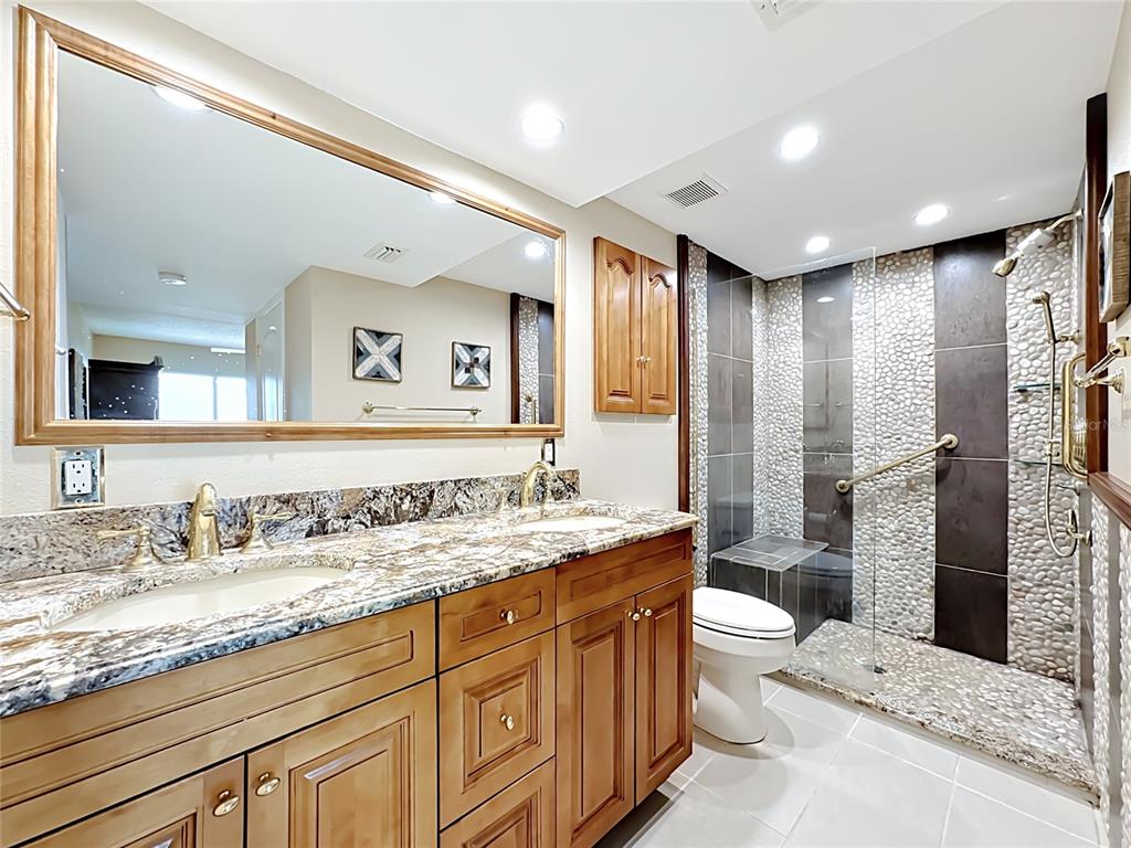 1515 PELICAN POINT DRIVE UNIT 
