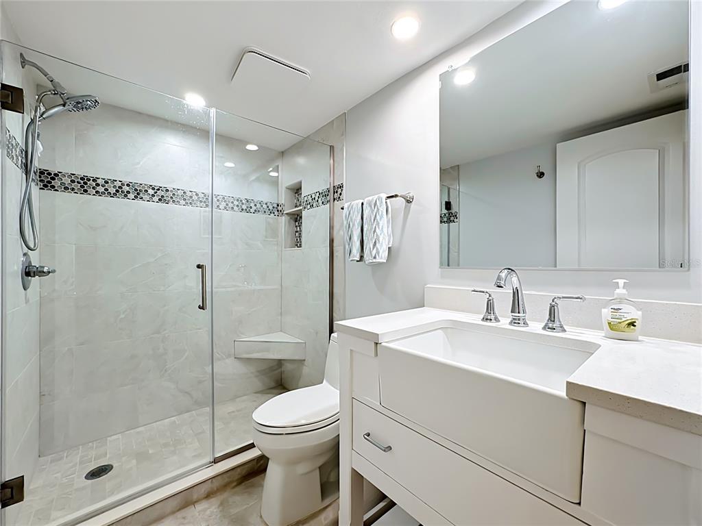 1515 PELICAN POINT DRIVE UNIT 