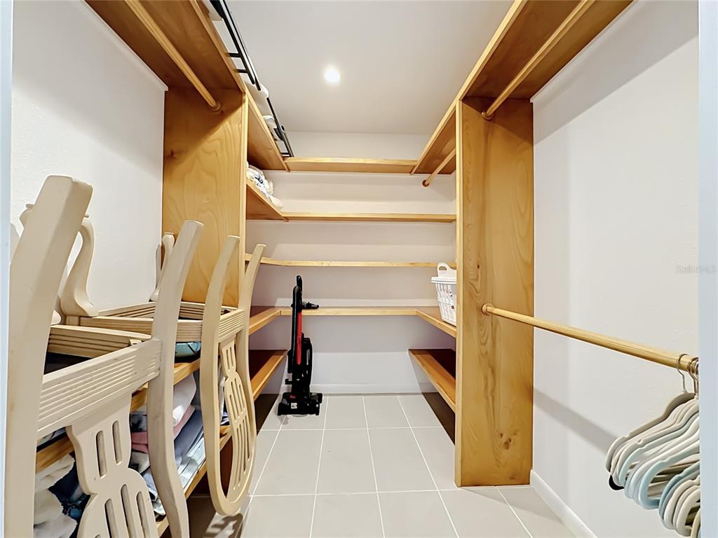 1515 PELICAN POINT DRIVE UNIT 