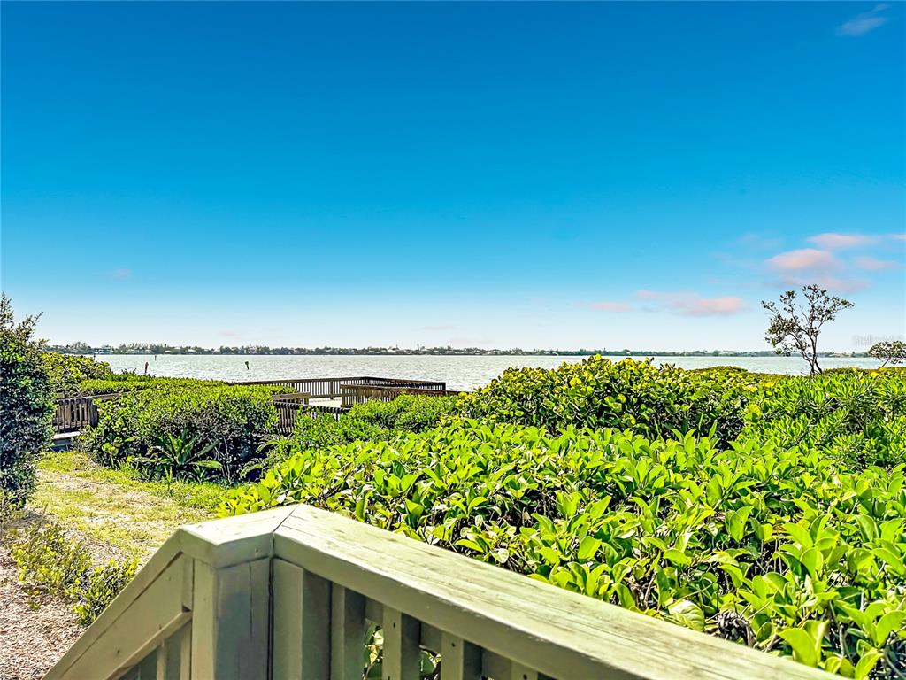 1515 PELICAN POINT DRIVE UNIT 