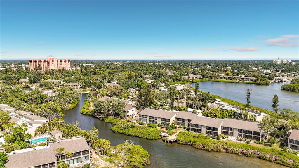 1515 PELICAN POINT DRIVE UNIT 