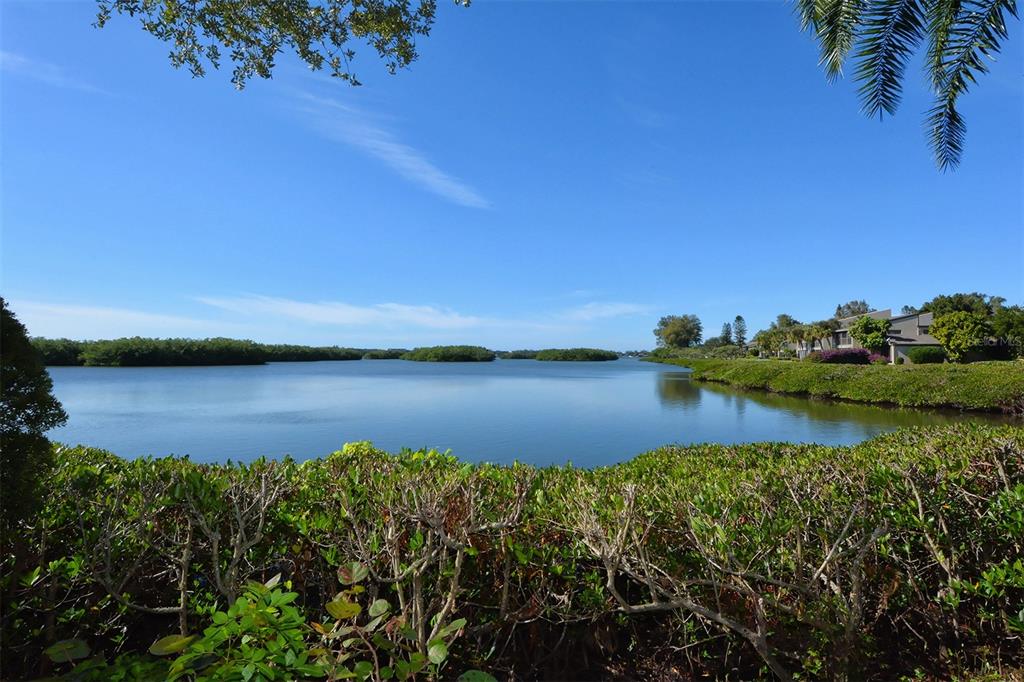 1515 PELICAN POINT DRIVE UNIT 