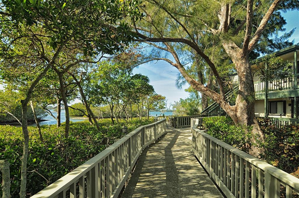 1515 PELICAN POINT DRIVE UNIT 