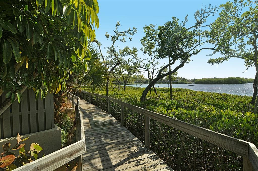 1515 PELICAN POINT DRIVE UNIT 