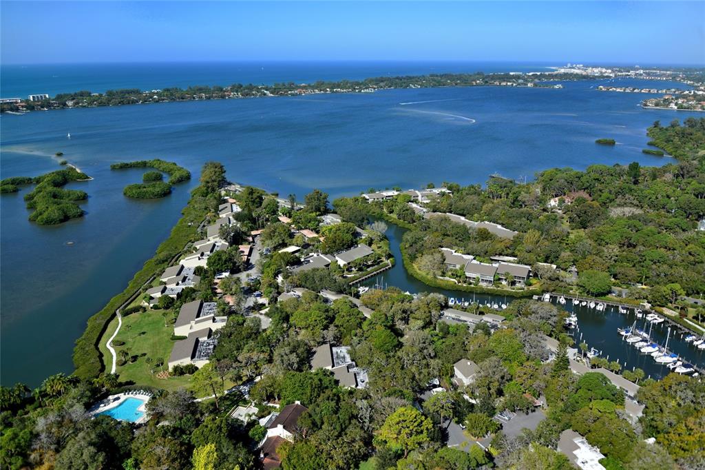 1515 PELICAN POINT DRIVE UNIT 