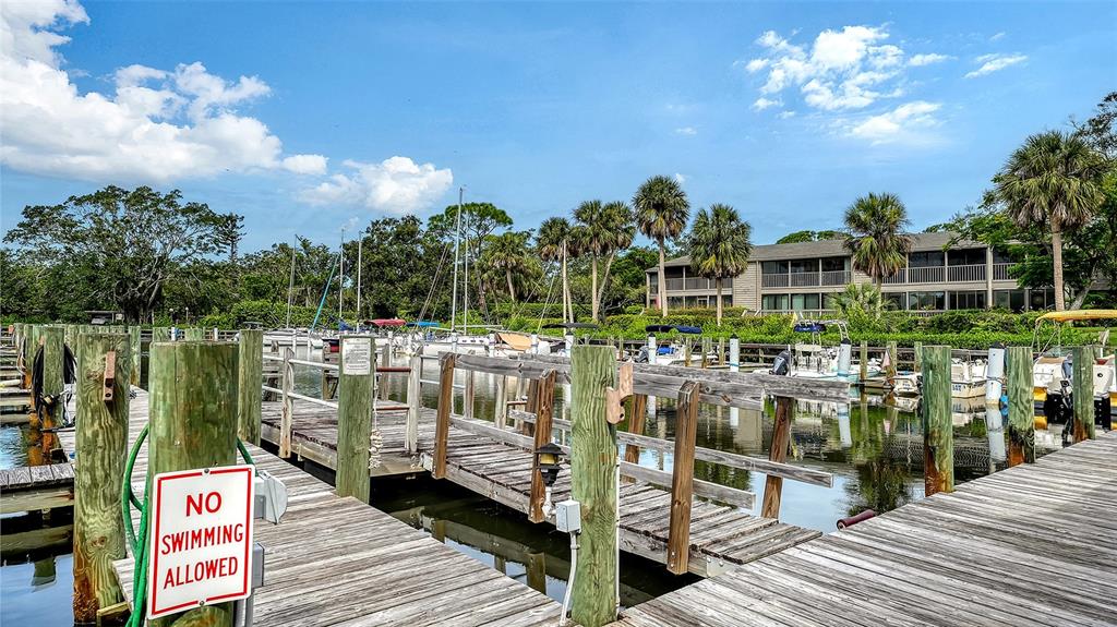 1515 PELICAN POINT DRIVE UNIT 
