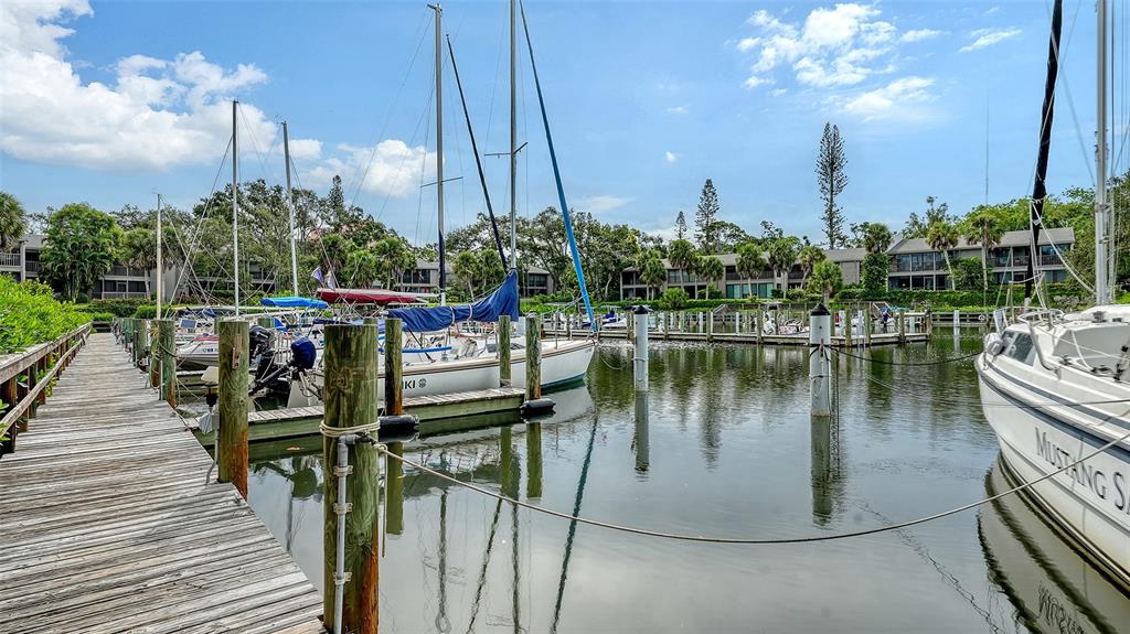 1515 PELICAN POINT DRIVE UNIT 